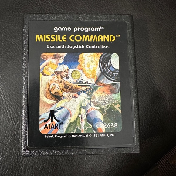 Vintage 1980s Atari 2600 Video Game System MISSILE COMMAND - - Picture 1 of 2